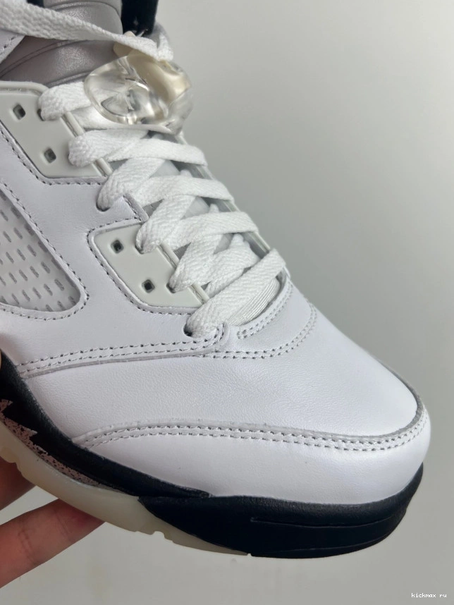 Rep MAX AIR DD0587-110 5 RETRO JORDAN BLACK' 'WHITE 0824